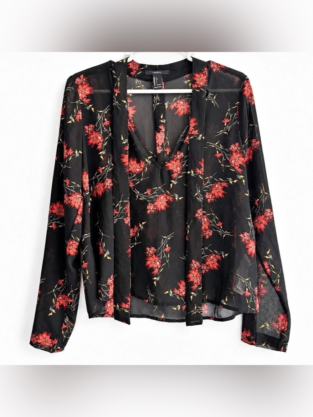 Forever 21 Floral Tie-Front Blouse in Black & Red Small Like New